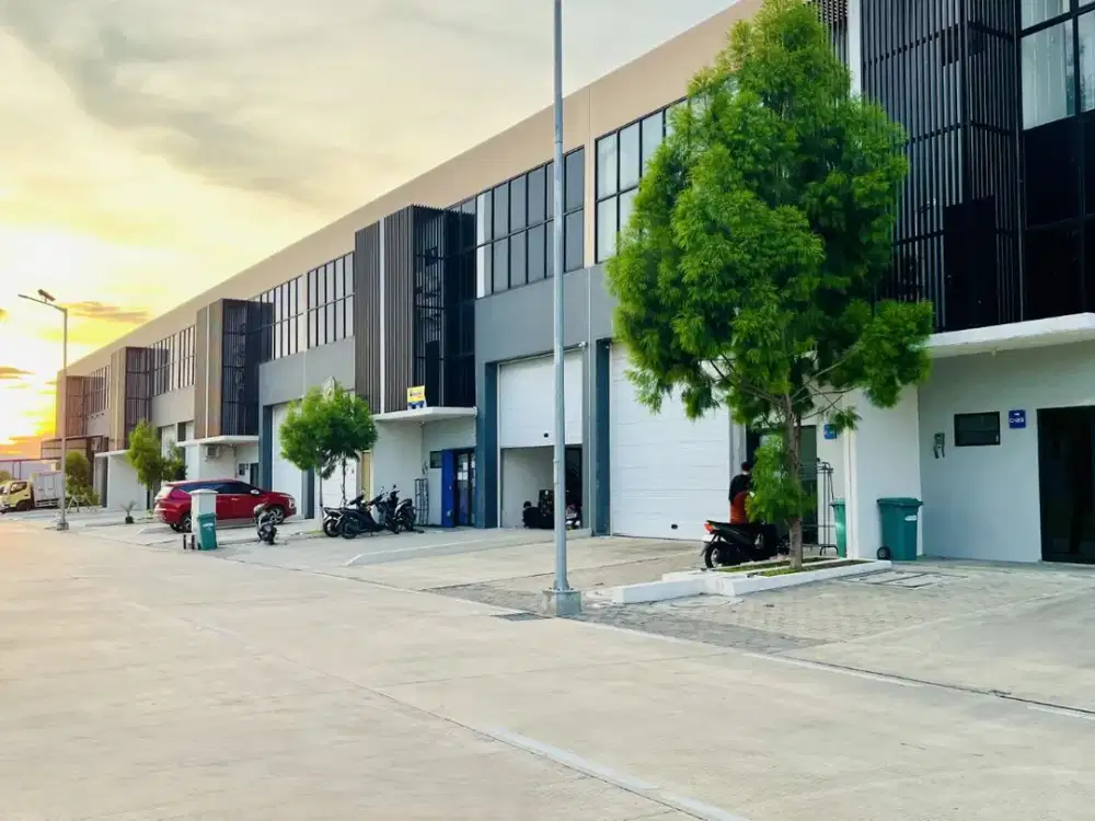 GUDANG MODERN BEBAS BANJIR HARGA START 3.7M SELANGKAH KE BANDARA SOETTA