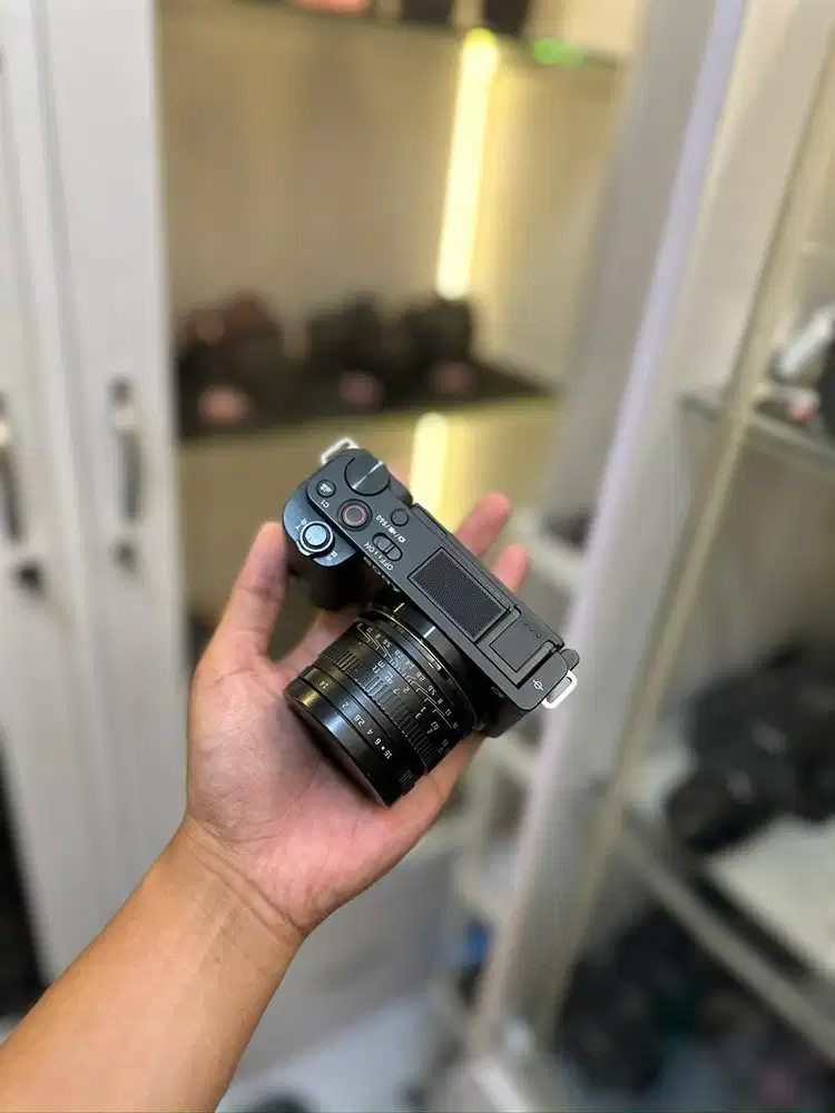 Sony Zv e10 Lensa 7artisan 35mm f1.4 Sc 20rb
