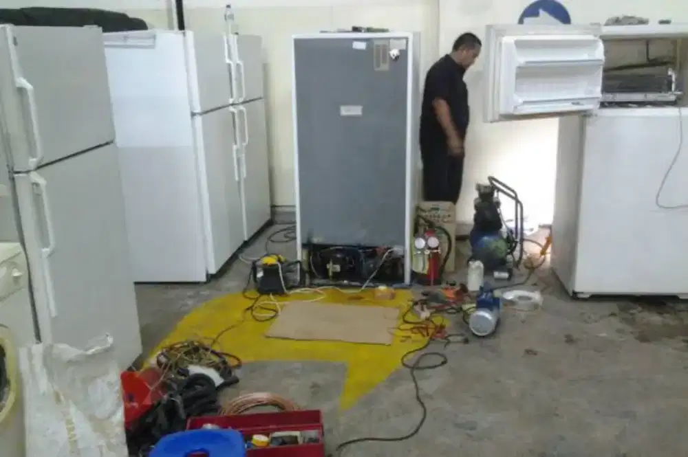 Service Kulkas, Mesin Cuci, AC, Dispenser, Pompa Air, DLL (PANGGILAN)