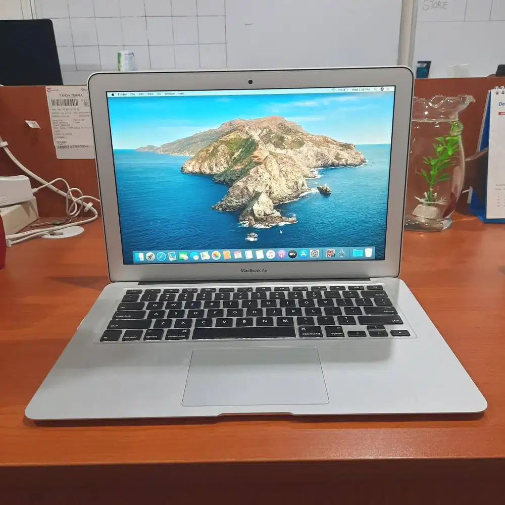 Apple MacBook Air 2017 A1466 Core i5 Ram 8Gb SSd 256Gb
