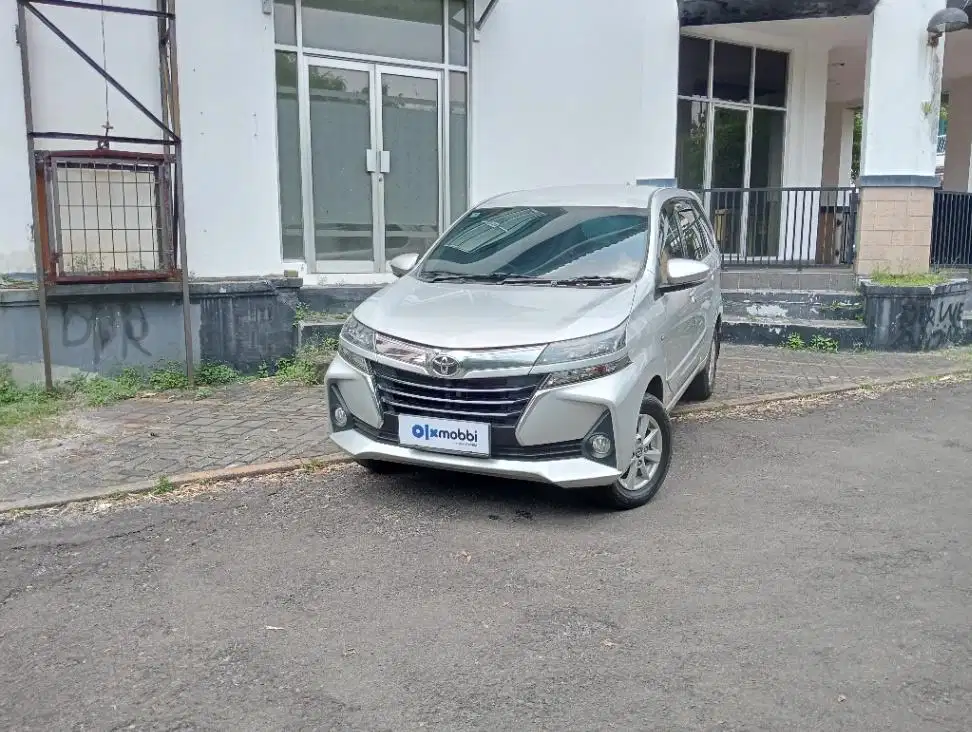 Like New - TOYOTA AVANZA 1.3 G BENSIN A/T 2019 SILVER
