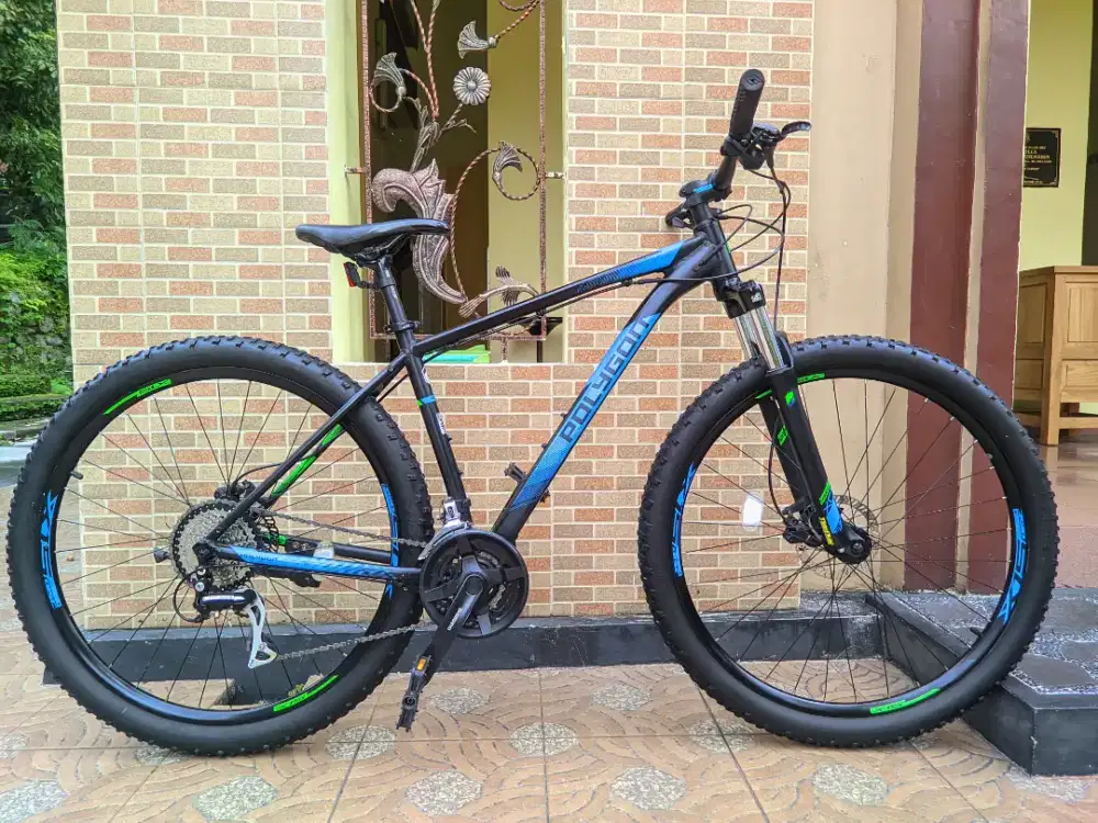 sepeda MTB Polygon premier 4 ukuran 29er