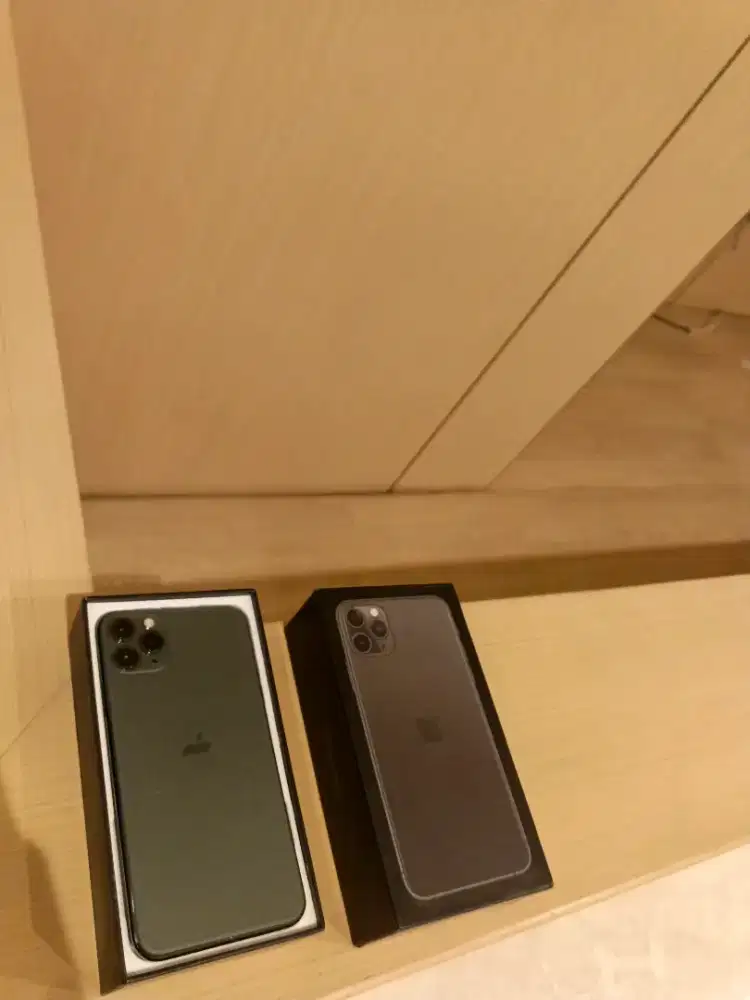 Iphone 11 pro max 256gb terkini