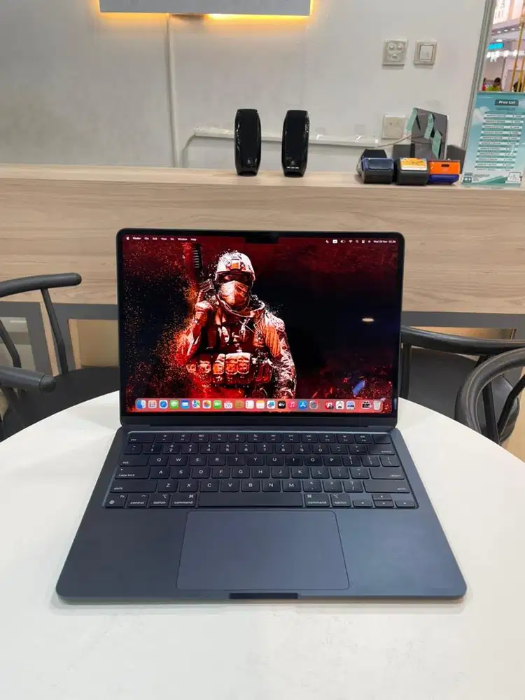 MacBook Air M2 2022 8/256GB - midnight