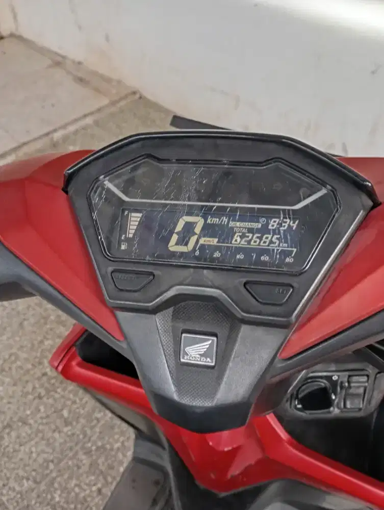 Dijual motor vario 150cc keyles merah dove