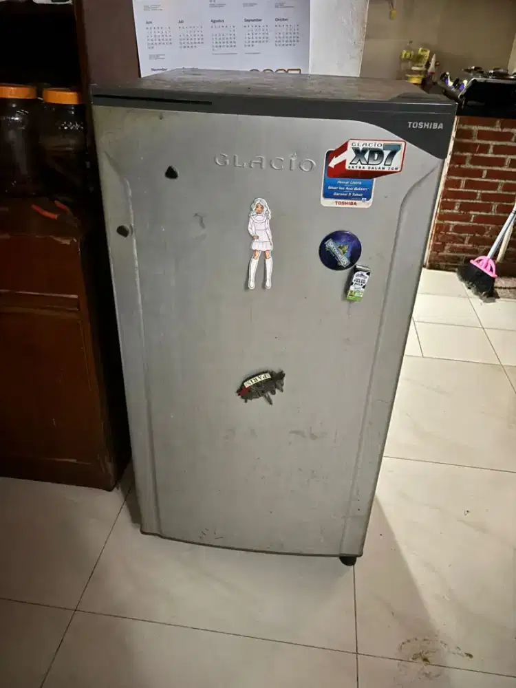 Kulkas Toshiba Glacio