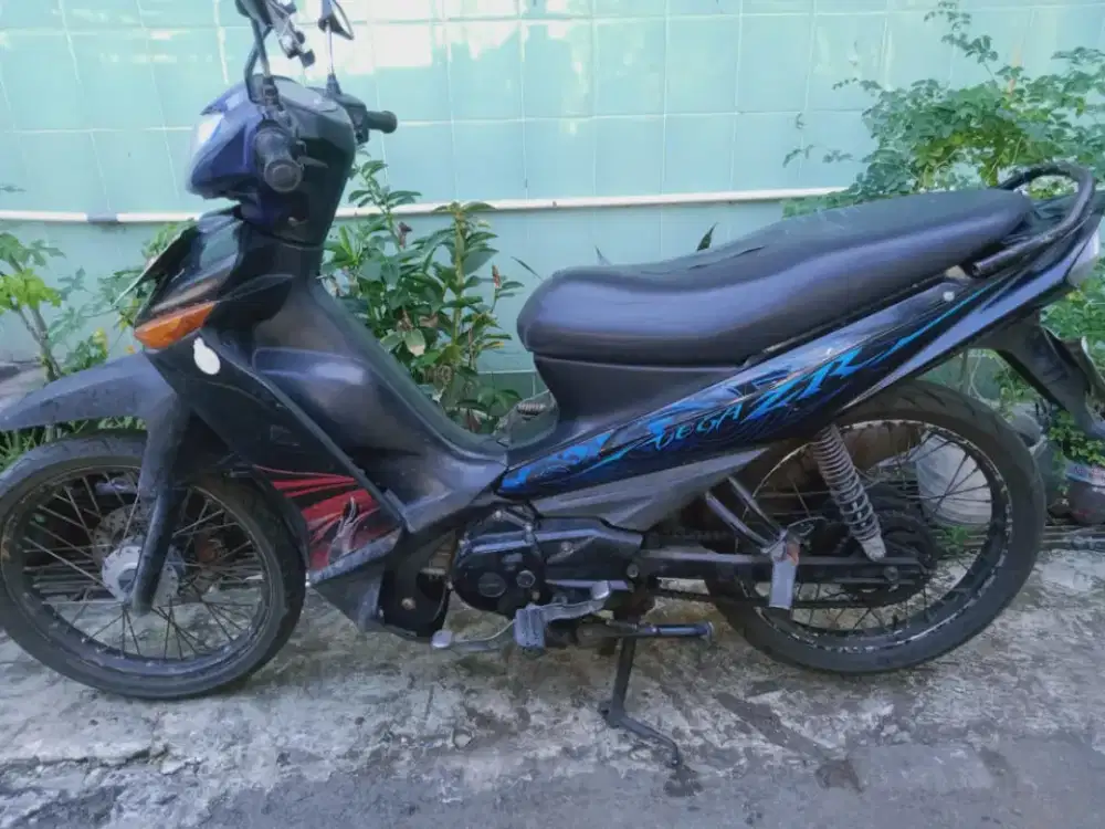 Bismillah dijual Yamaha Vega 2011 mulus gress plat b DKI jakarta Utara
