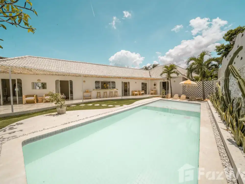 6 Bedroom Villa for sale in Canggu, Bali