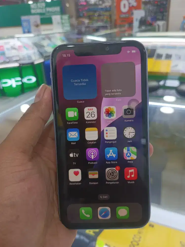 iPhone 11 64gb iBox id/a bh 73% bisa tukar tambah dan kredit