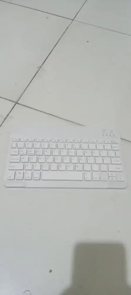 Keyboard wireless
