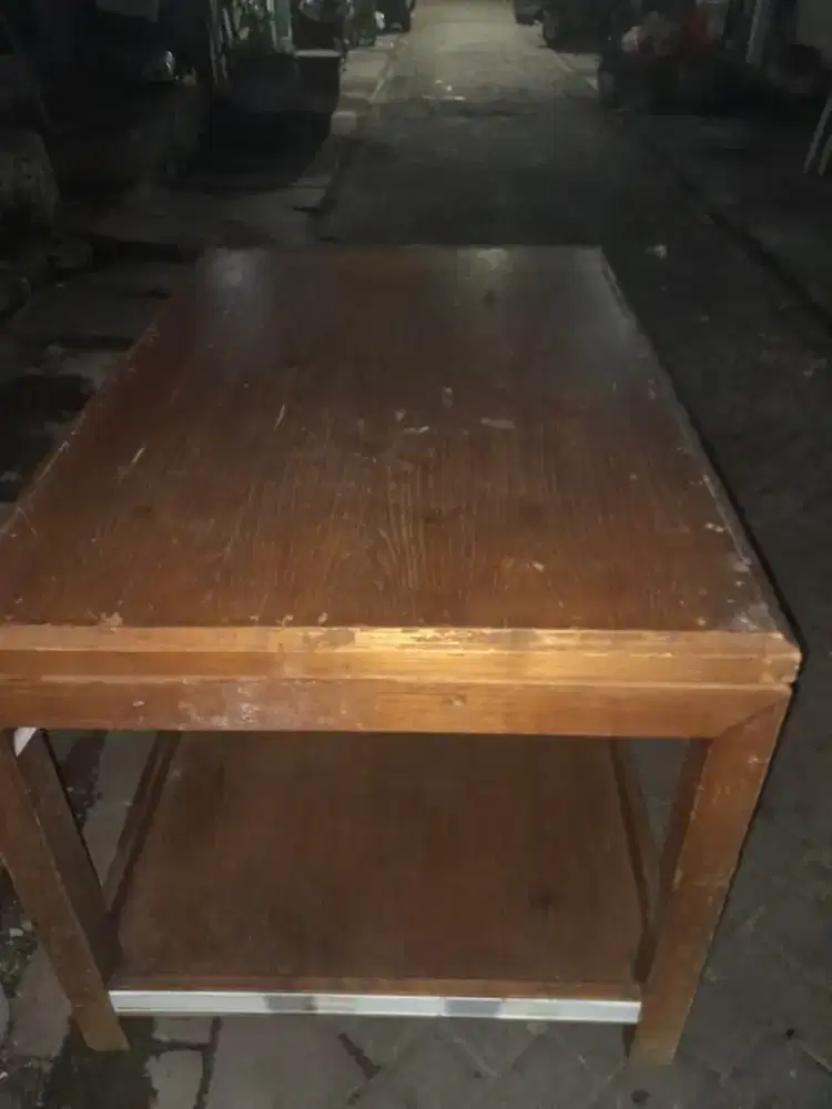 Meja kayu buat usaha angkringan