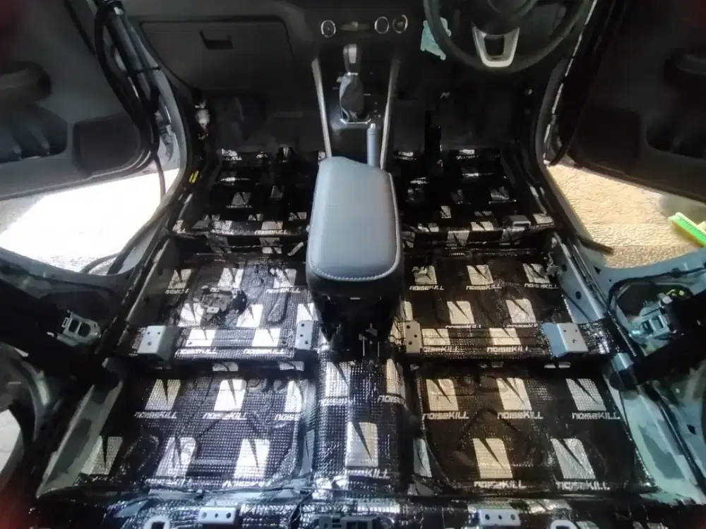 Peredam suara mobil home service se-jabodetabek