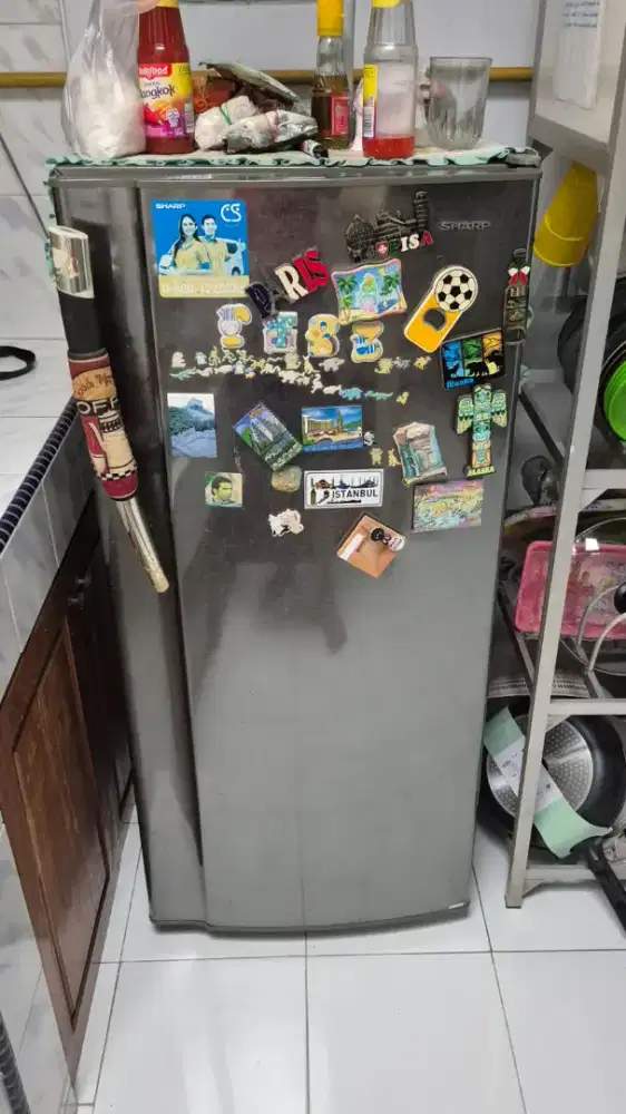 Kulkas Sharp Bekas