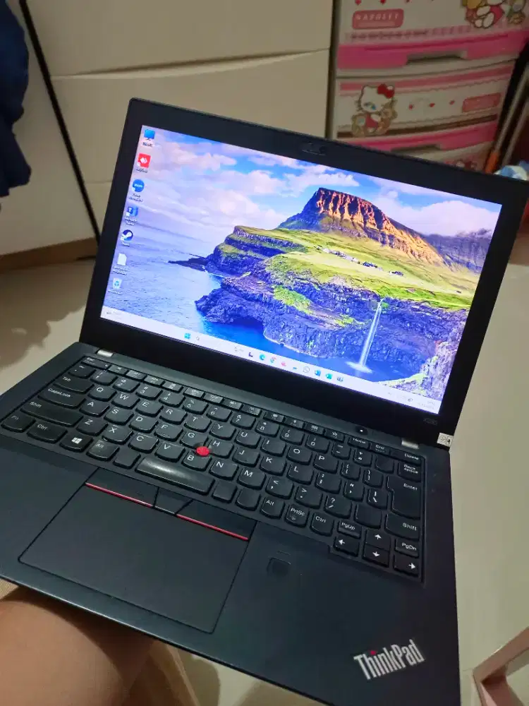 LENOVO THINKPAD Core i5