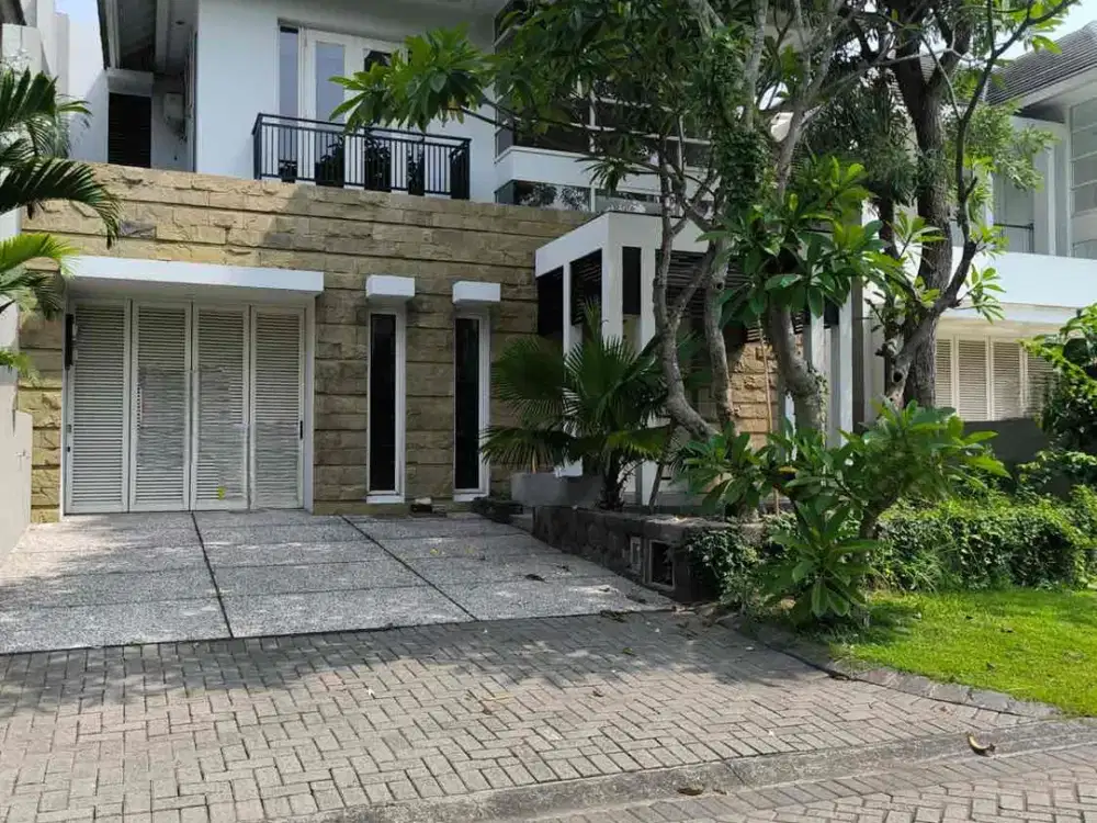 Rumah Diamond Hill Citraland Surabaya Barat