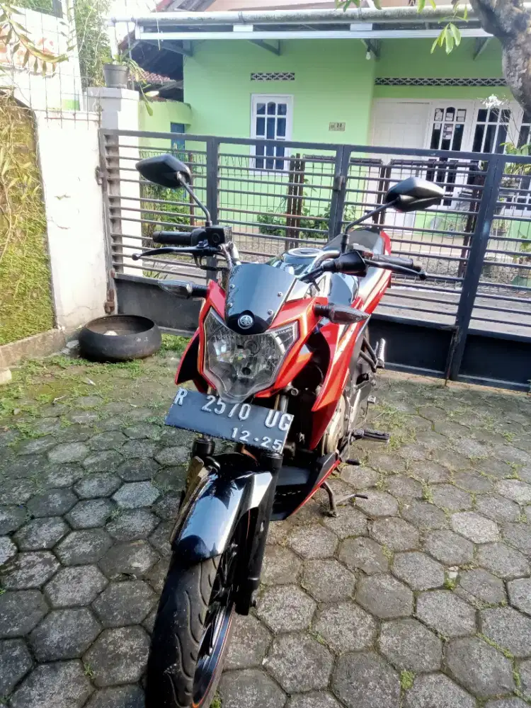 Vixion 2015 Merah Hitam