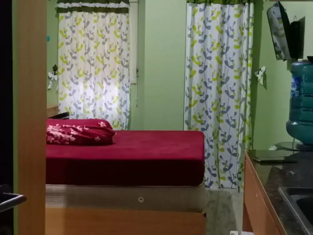 di sewakan apartemen Mahogany type studio full furnished 2jt bln include IPL ready for use atau di jual 350 jt nego.