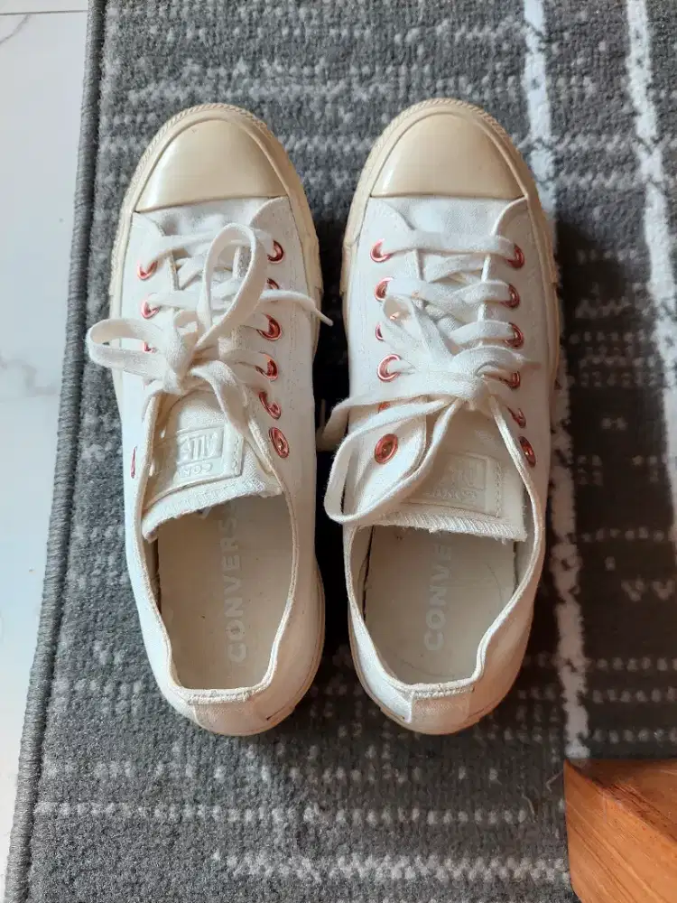 Sepatu converse unisex