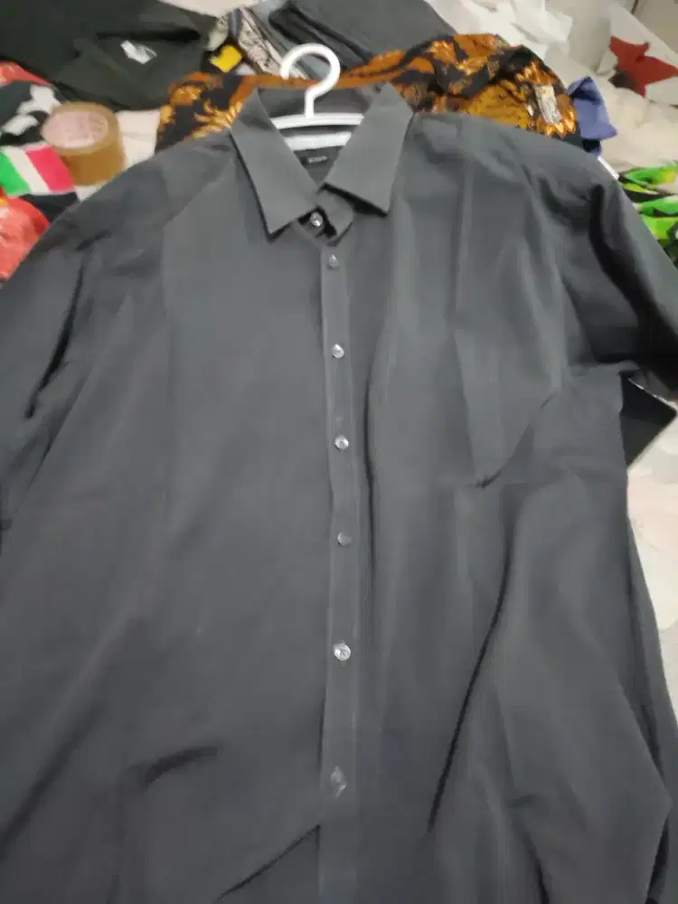 Kemeja tangan panjang  Valino