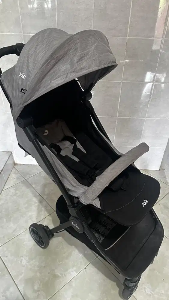 Preloved Joie Pact Lite