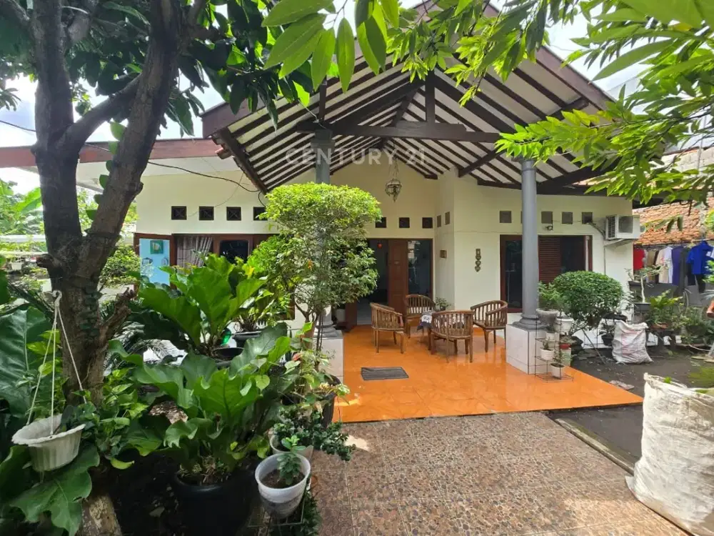 Dijual Rumah Tinggal Asri Cawang Jakarta Timur