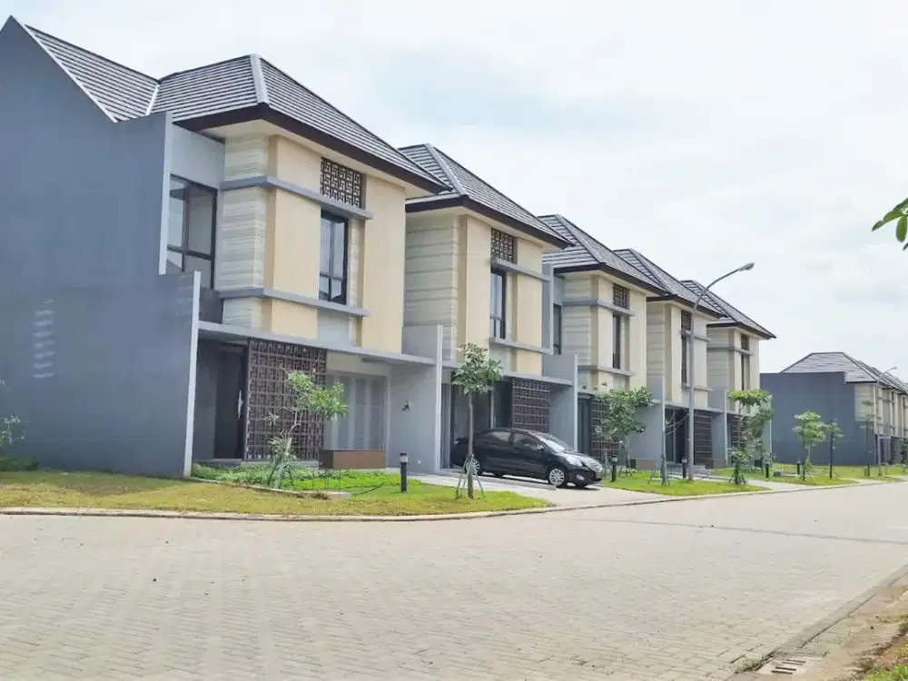 Rumah Bagus 2 lt, Renovated siap huni semi furnished BEBAS BANJIR di Eminent BSD CL 584