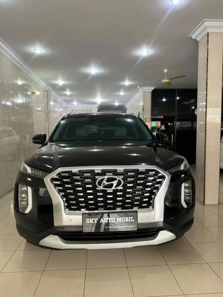 Hyundai Palisade 2.2 Signature 4x2 A/T Hitam 2021