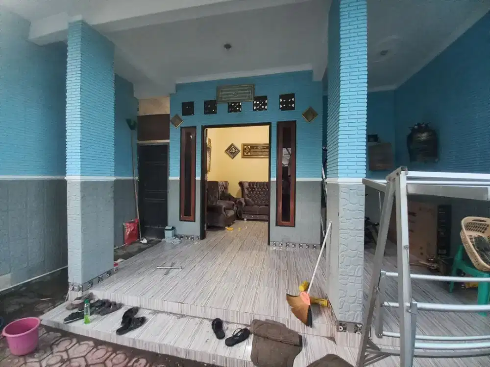 Rumah murah BU Dijual cepat pinggir jalan