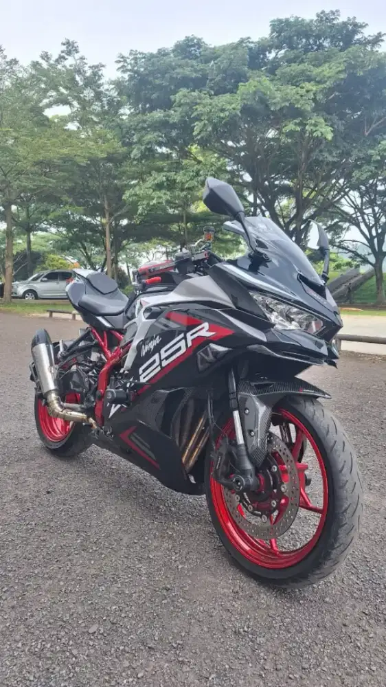 MOTOR KAWASAKI ZX25R 2020