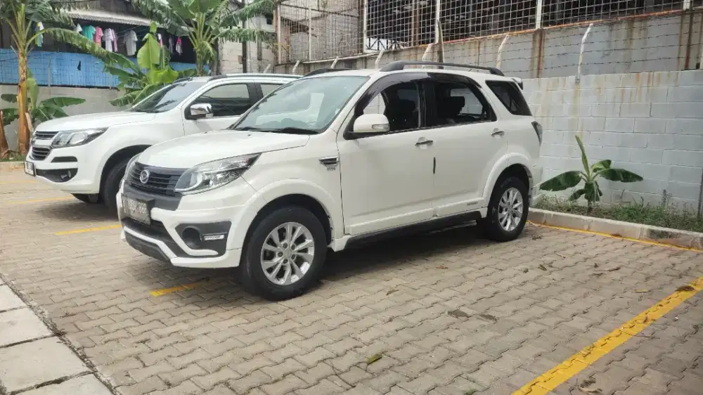Terios adventure 1.5 R 2017 MT Putih 2018 manual 2016 Tangan pertama
