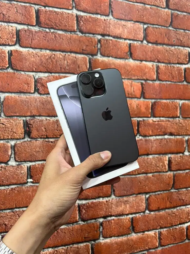 iphone 16 pro 128 black titanium