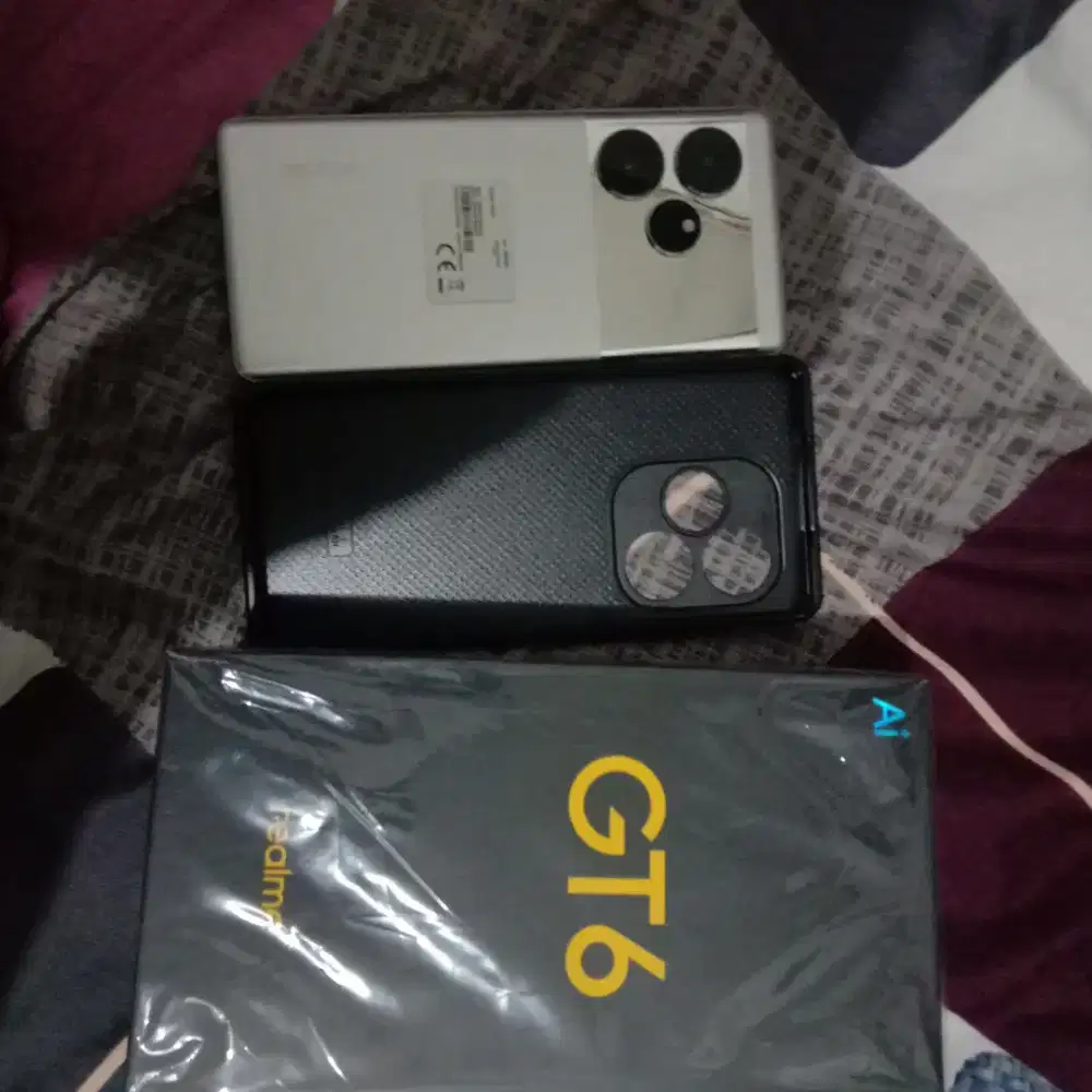 Di jual realme gt 6