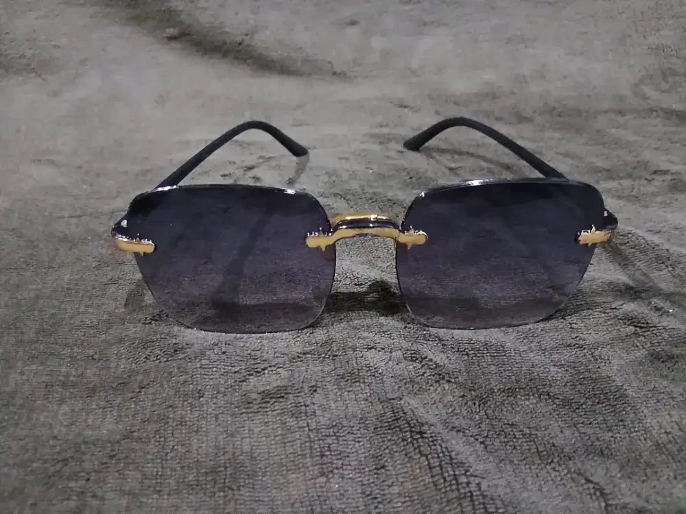 Kacamata Fashion Rimless