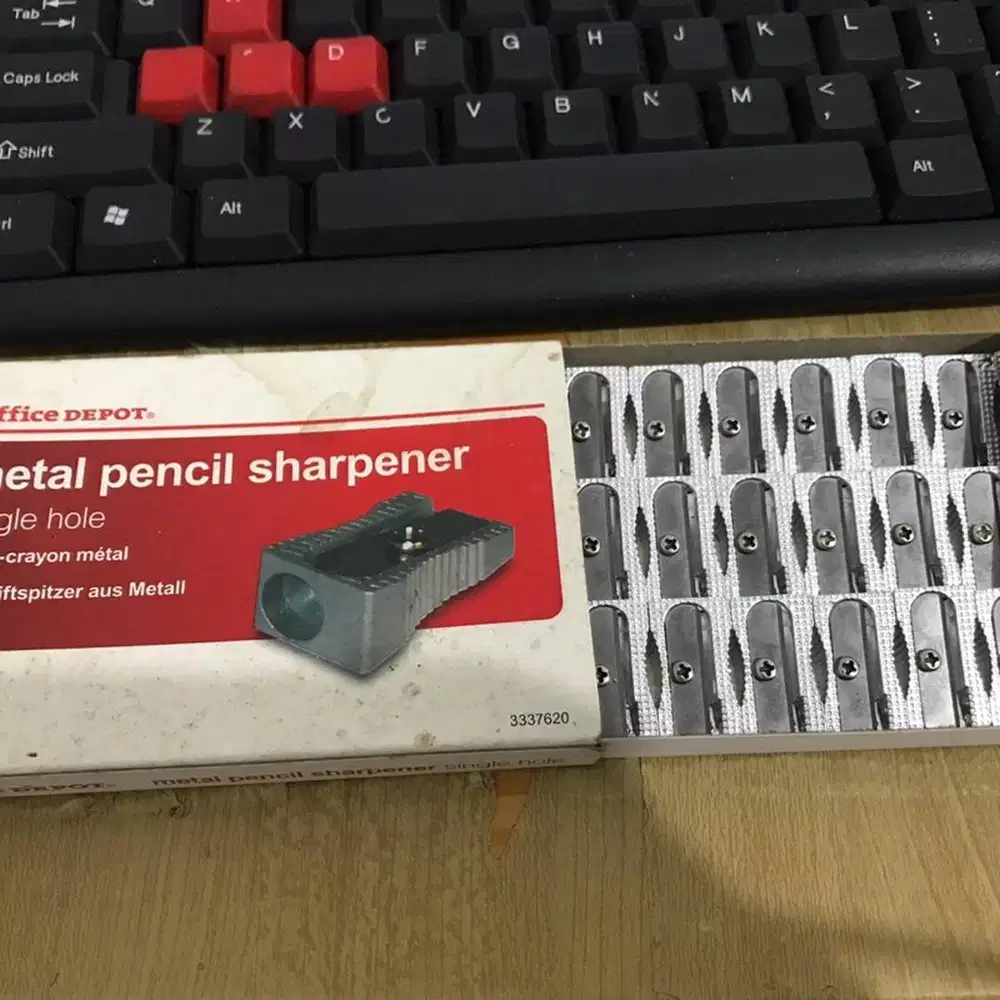 Serutan Pensil Metal pencil sharpener rautan pensil office depot