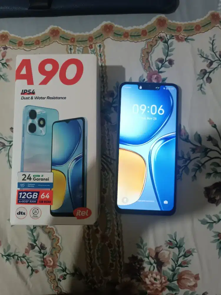 Itel 4+8/64 GB A90 mulus 100 persen like new