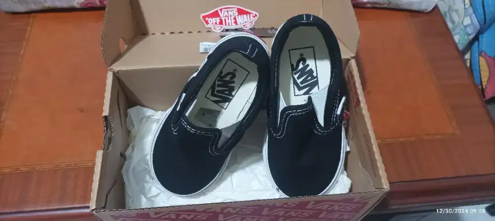 Sepatu vans anak