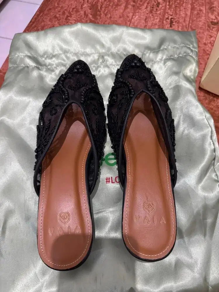SEPATU VAIA KONDANGAN