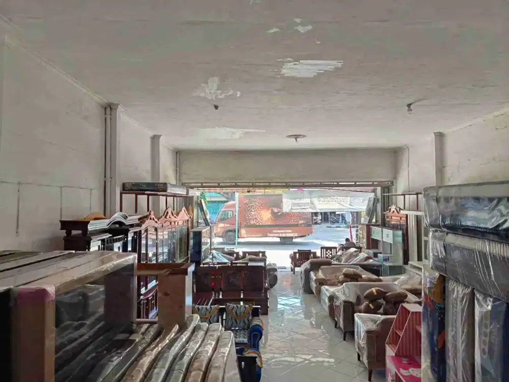 Ruko sangat strategis di pusat bisnis kota Brebes