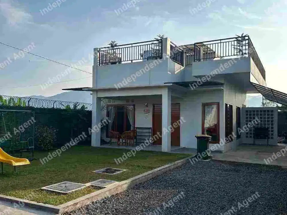 Villa 2 lantai Fullfurnished di Cisarua Bogor