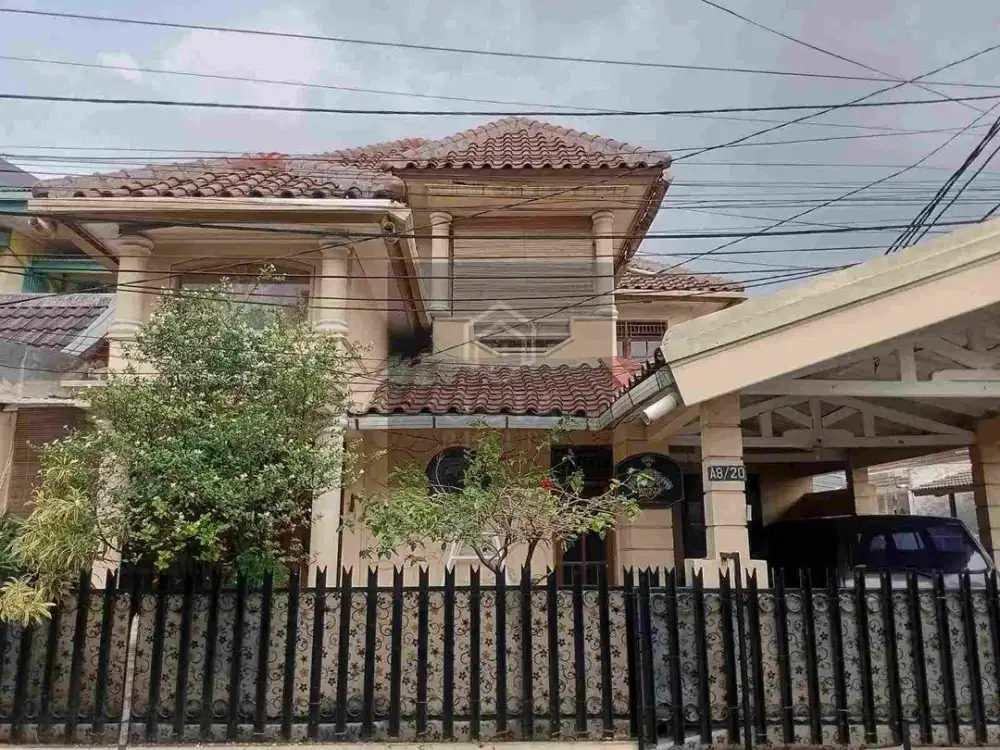 Di Jual Rumah 2 Lantai Siap Huni di Duren Sawit Jakarta Timur