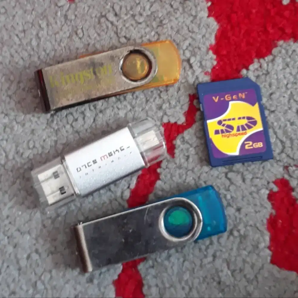 Memory kartu flashdisk