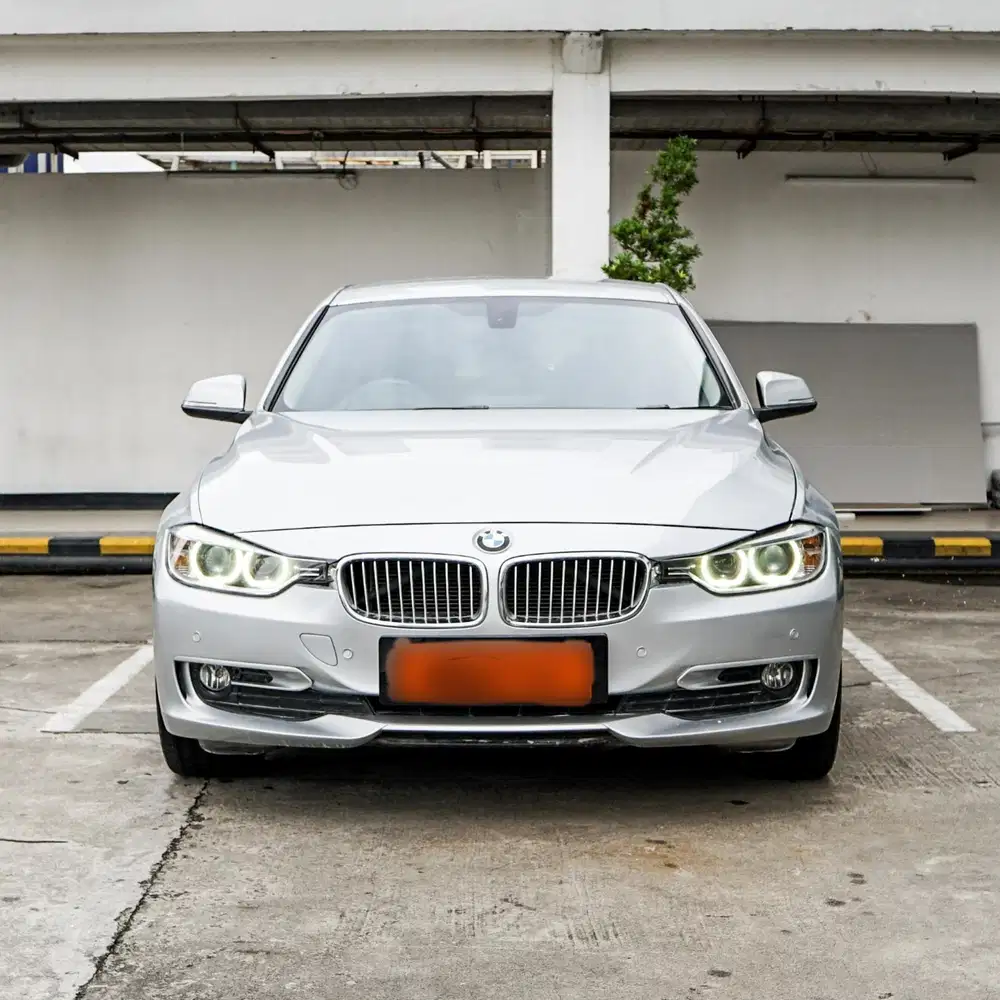 BMW 320 DIESEL SPORT 2013