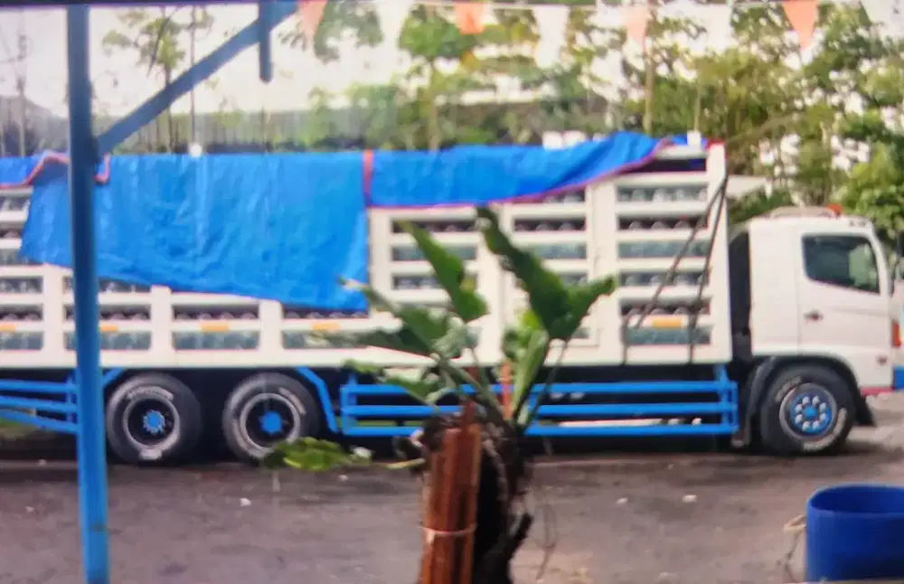 Dicari rekanan yang memiliki mobil ankle double untuk distribusi