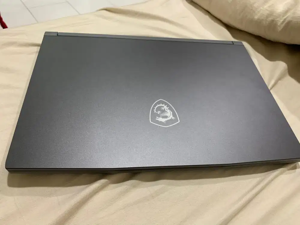 Laptop i7 gen 13 MSI RTX 3050