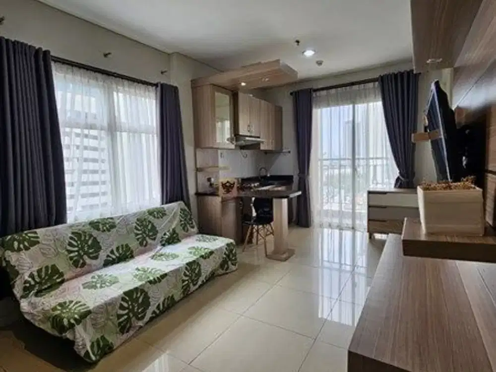 Strategis Sewa 2BR Furnished Bagus di Madison Park Dengan Fasilitas Kolam Renang, Gym Dekat Mall Central Park, Taman Anggrek & Tol