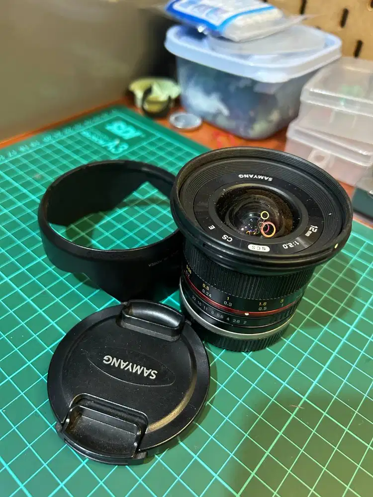 Lensa Samyang 12 mm F/2.0 Manual (MF) APS-C
