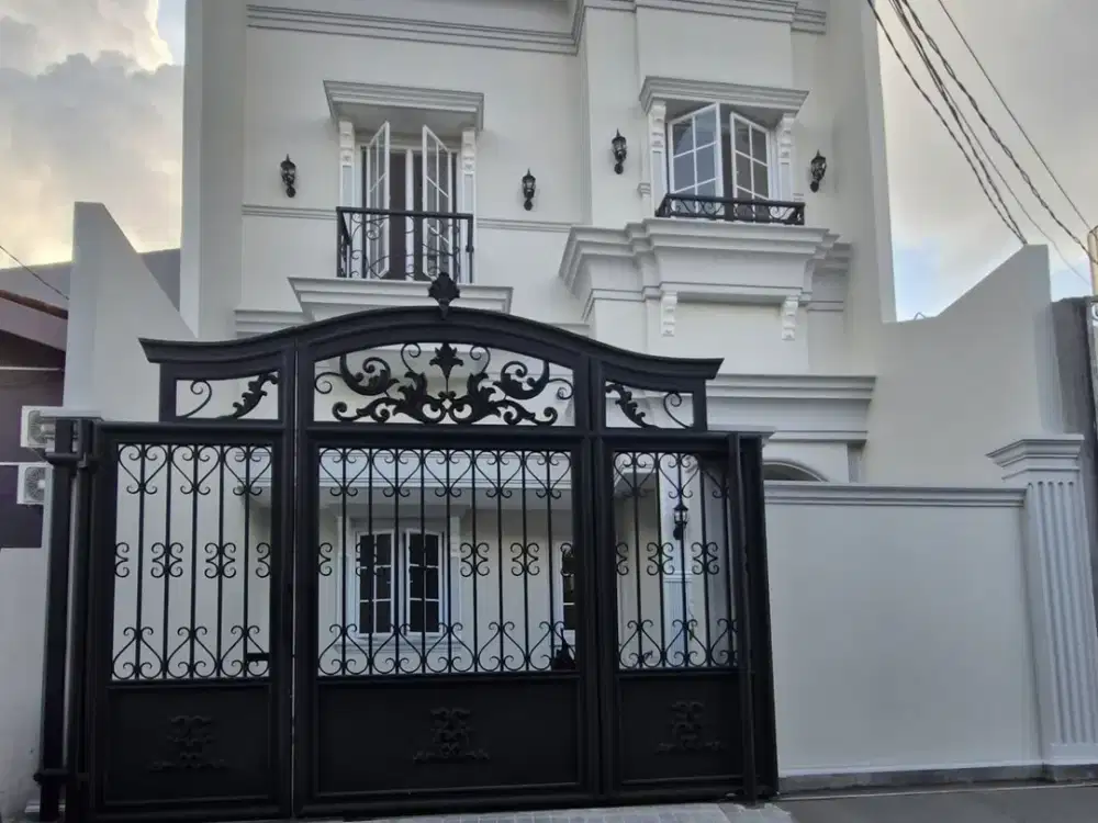 Rumah Baru 2,5 Lantai Siap Huni di Joglo Kembangan