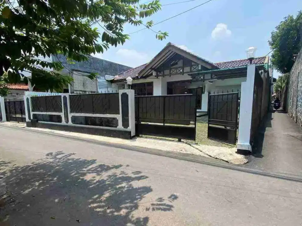 disewakan rumah di cilandak bisa buat hunian atau usaha