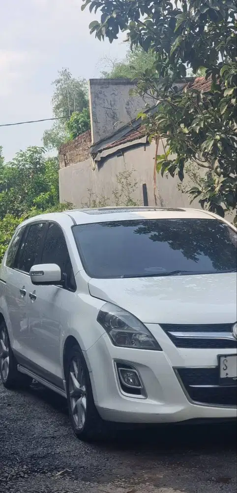 Jual mobil ingin ganti yang lebih muda