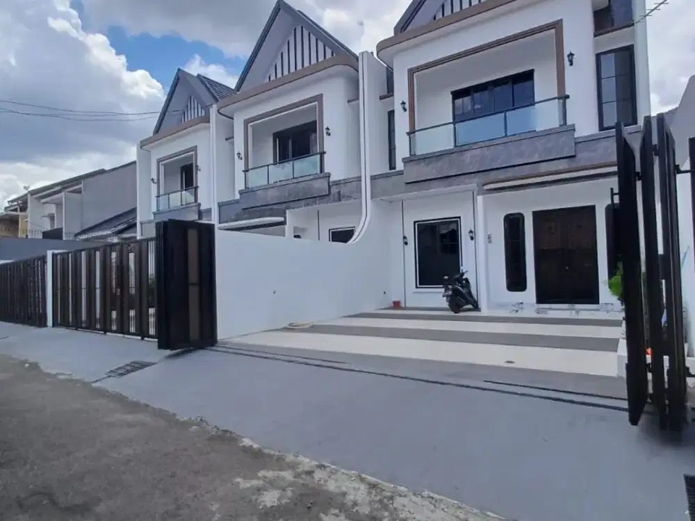 Rumah mewah 2 lantai siap huni dijakarta selatan